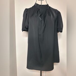 $5.00 Friday 🔥 Business Casual Black Blouse